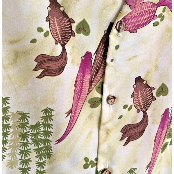 Vintage 70s Montgomery Ward Novelty Print Yellow Funky Shirt Fuschia Fish Medium - Picture 2 of 4